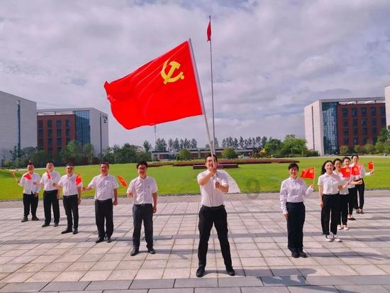 为什么叹息要扼腕？游戏画面